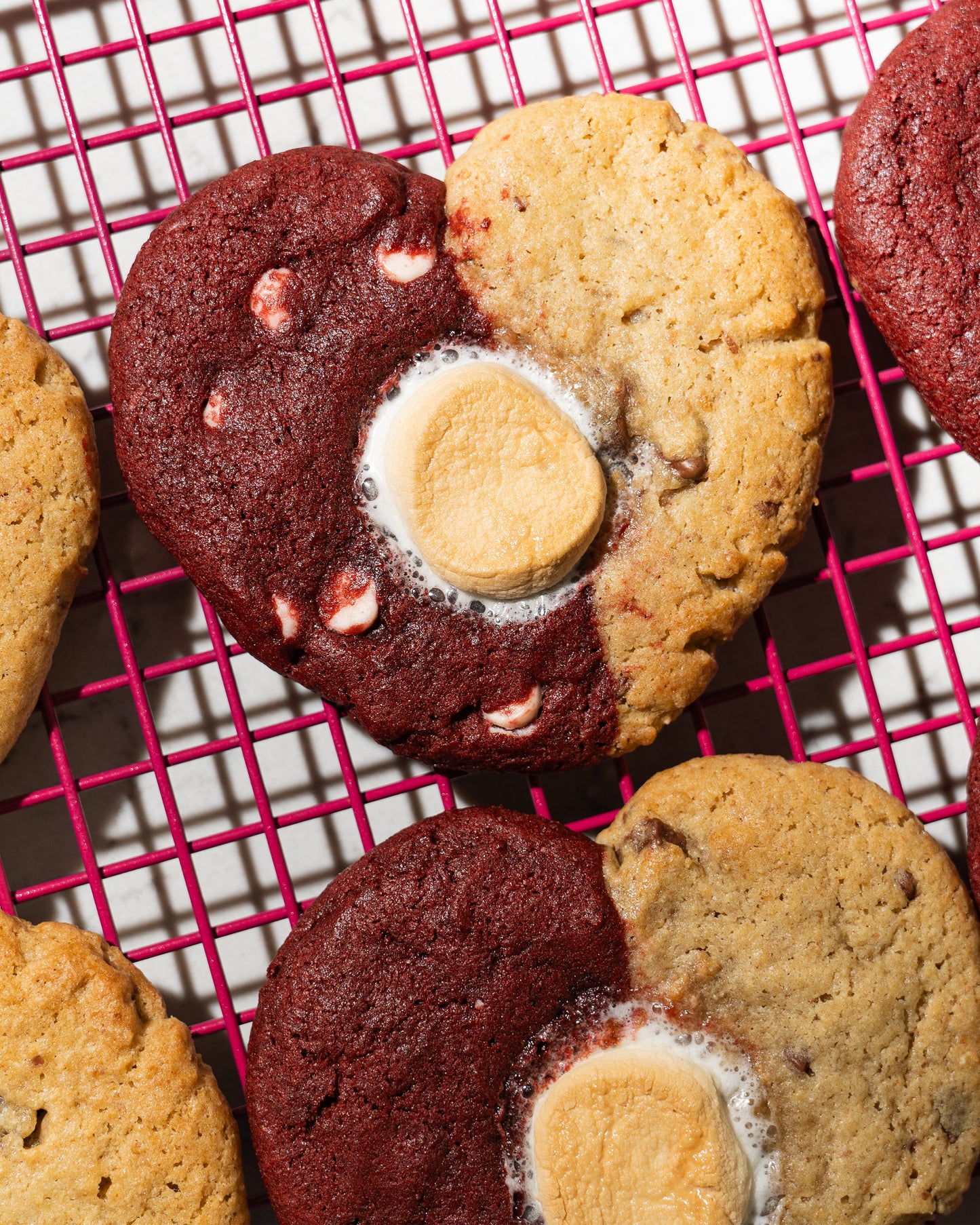 'Two Face' Red Velvet S'mores (Oversized Cookies)